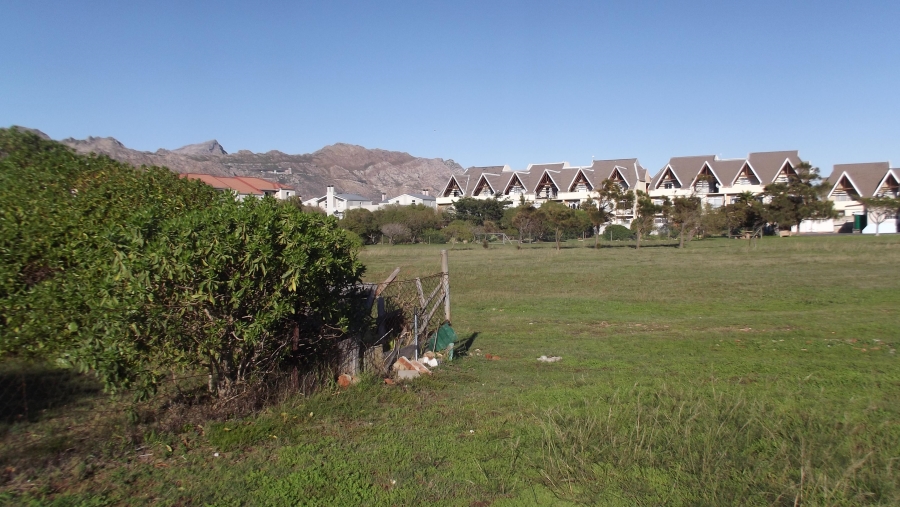 0 Bedroom Property for Sale in Whispering Pines Western Cape